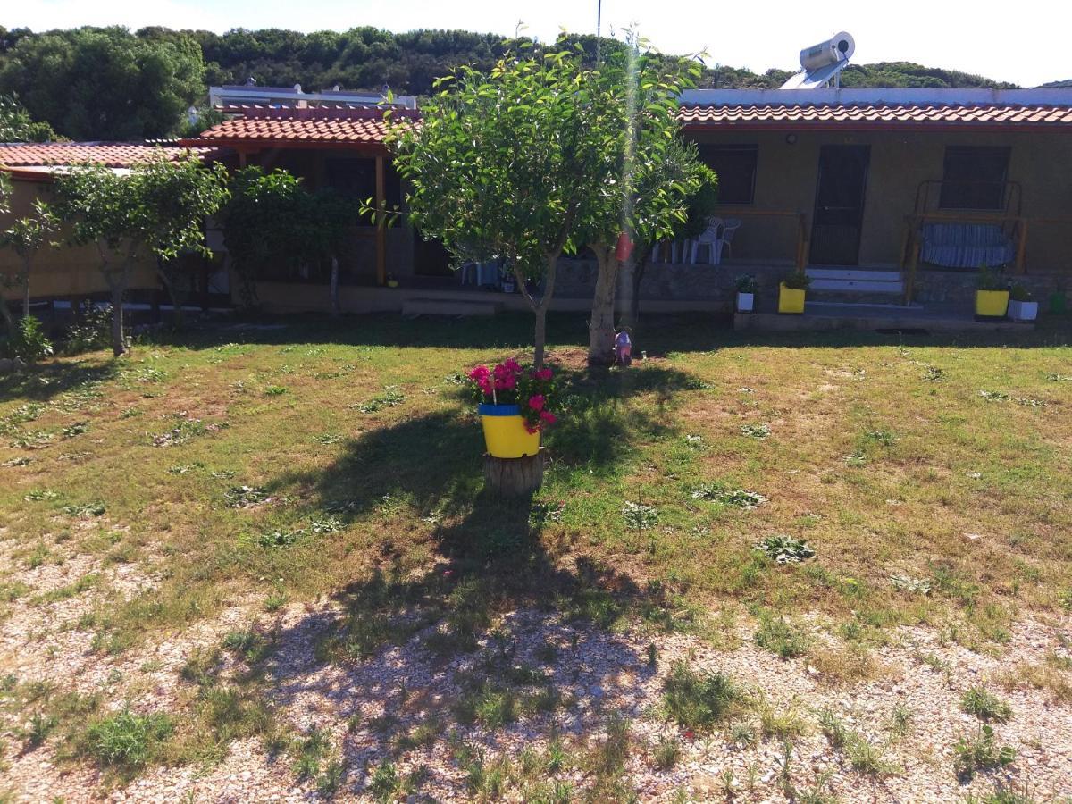 Farma Giannis Apartman Szárti Kültér fotó