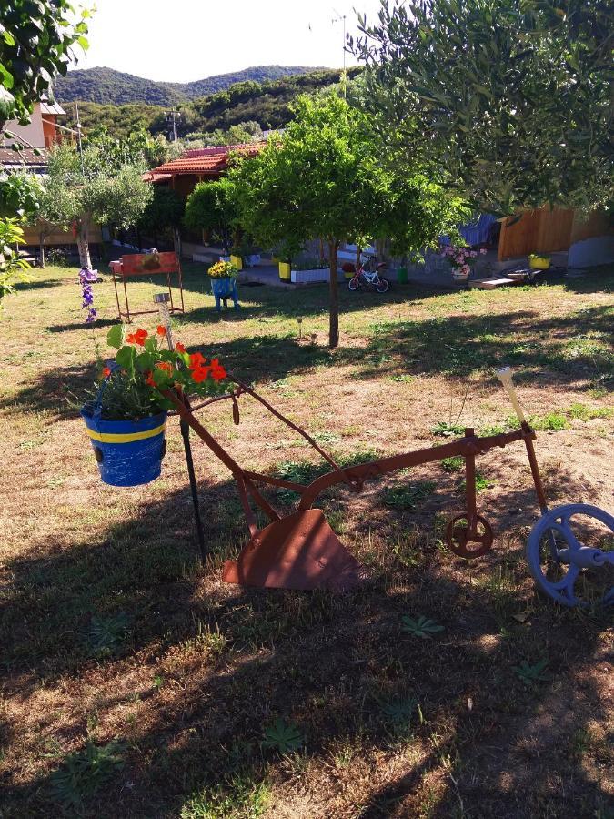 Farma Giannis Apartman Szárti Kültér fotó