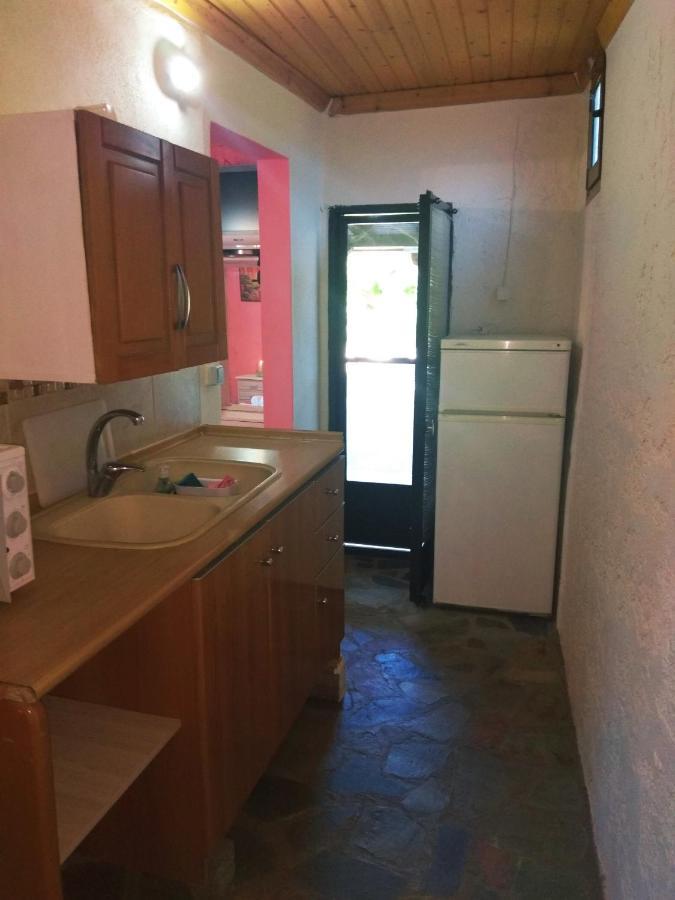 Farma Giannis Apartman Szárti Kültér fotó