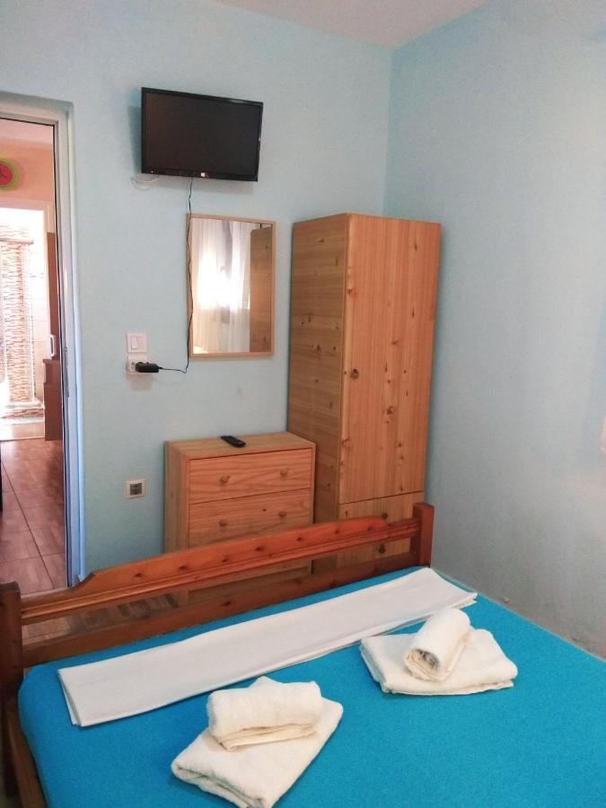 Farma Giannis Apartman Szárti Kültér fotó
