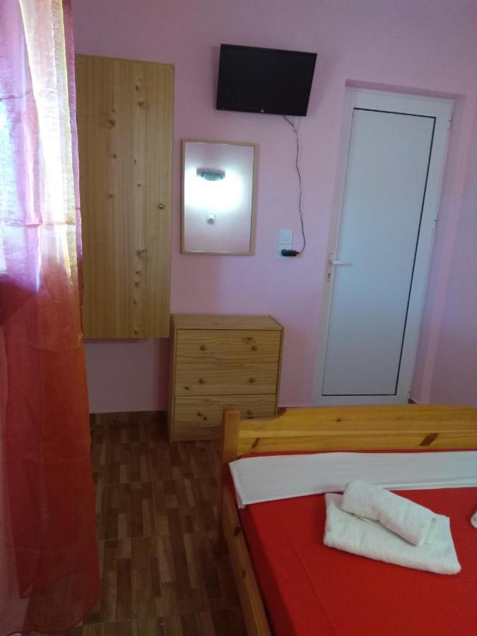 Farma Giannis Apartman Szárti Kültér fotó